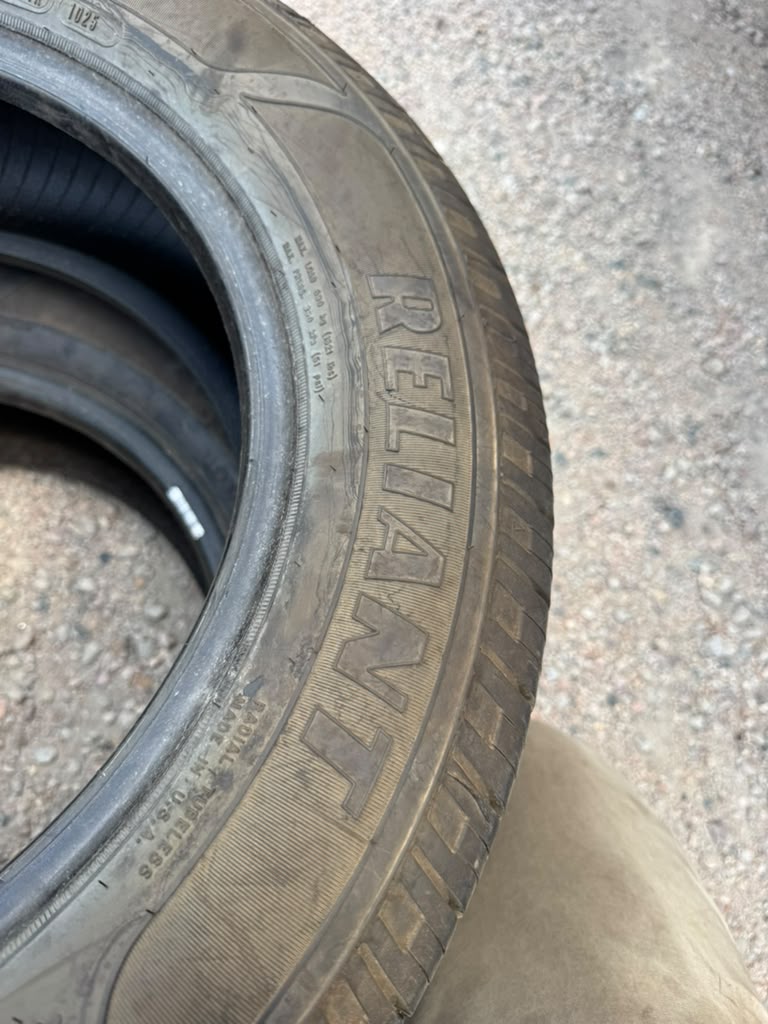 215/60R16 Pair (2 Used Tires) Goodyear Reliant