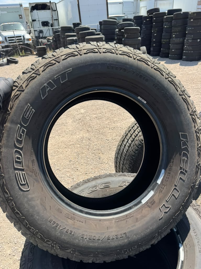 LT275/70R18 Set (4 Used Tires) Kelly Edge