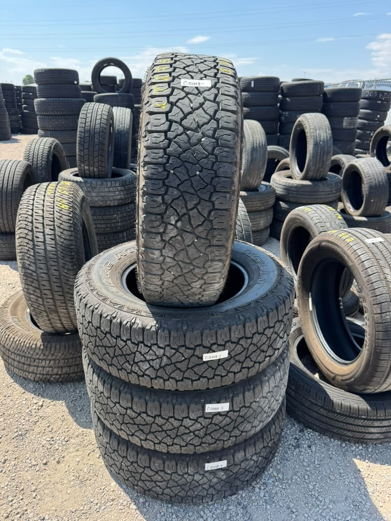 LT275/70R18 Set (4 Used Tires) Kelly Edge
