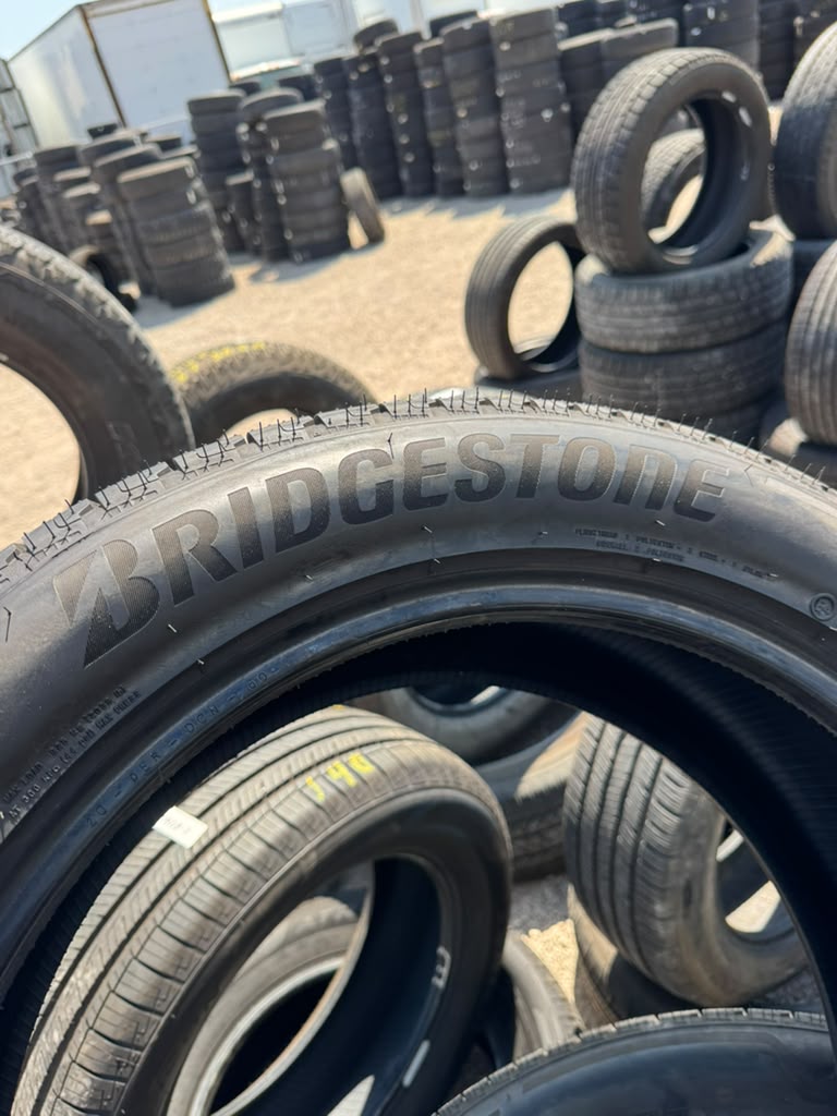 255/50R20 Set (4 Used Tires) Bridgestone Alenza Sport