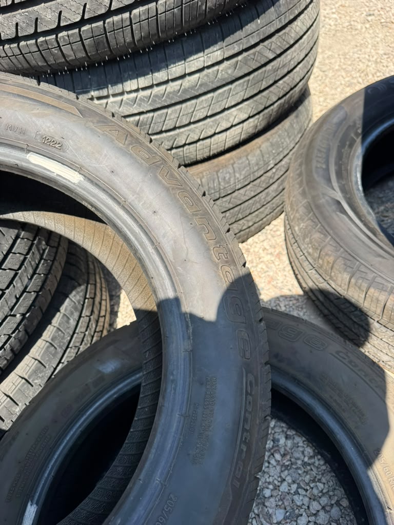 205/60R16 Pair (2 Used Tires) Bfgoodrich Advantage Control