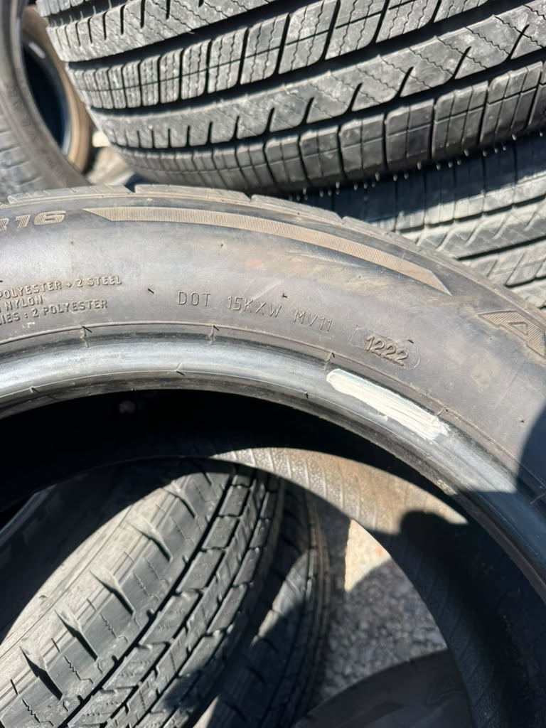 205/60R16 Pair (2 Used Tires) Bfgoodrich Advantage Control