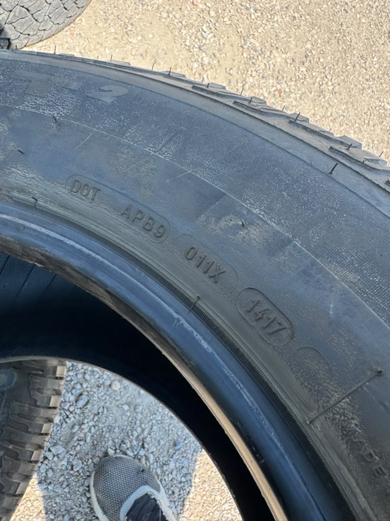 275/65R18 Pair (2 Used Tires) Michelin LTX