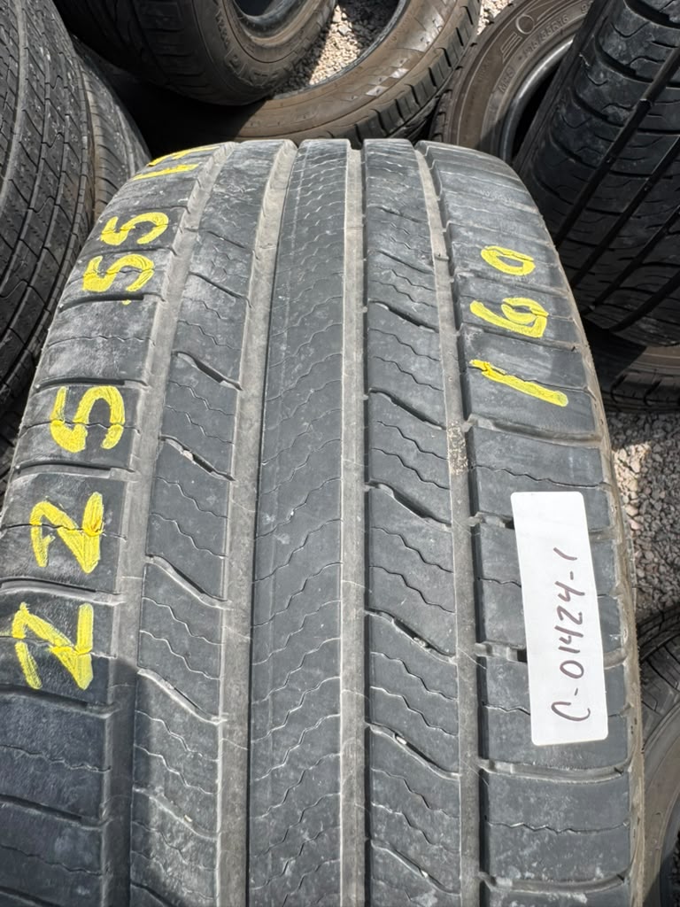 225/55R17 Pair (2 Used Tires) Michelin Defender