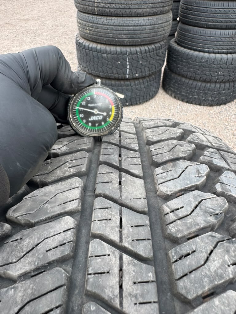 275/60R20 Pair (2 Used Tires) Bridgestone Dueler
