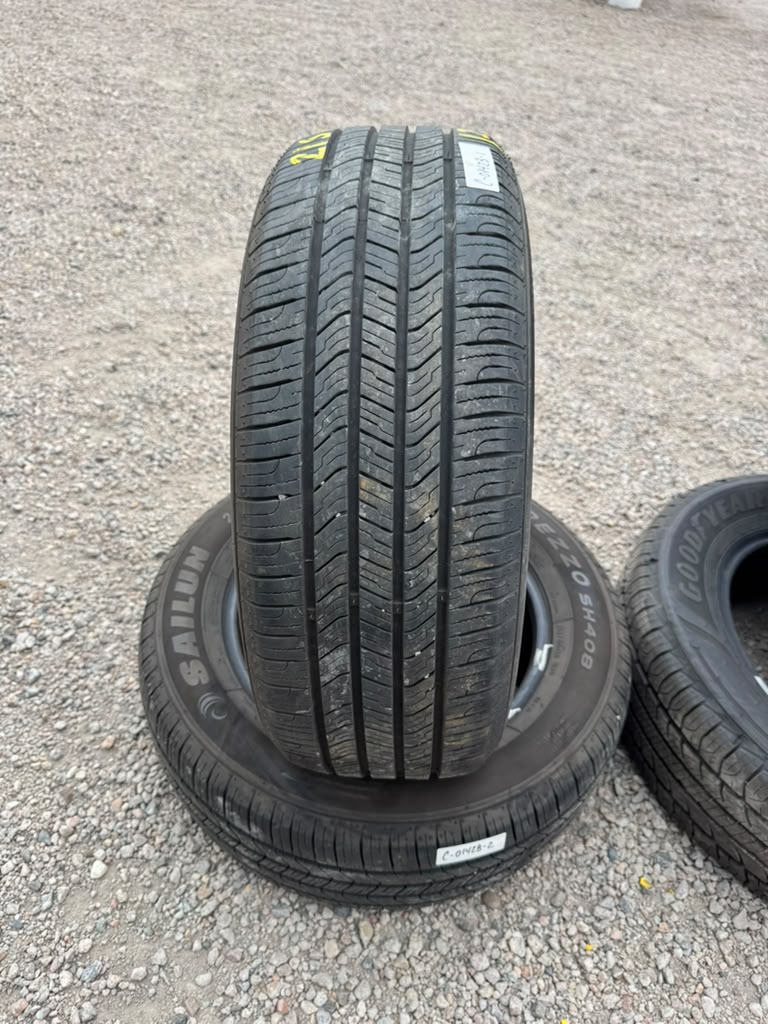 215/60R16 Pair (2 Used Tires) Sailun Atrezzo SH408