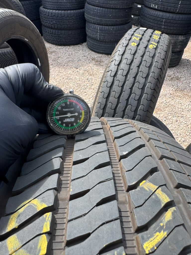 275/50R22  Pair (2 Used Tires) Bridgestone Alenza