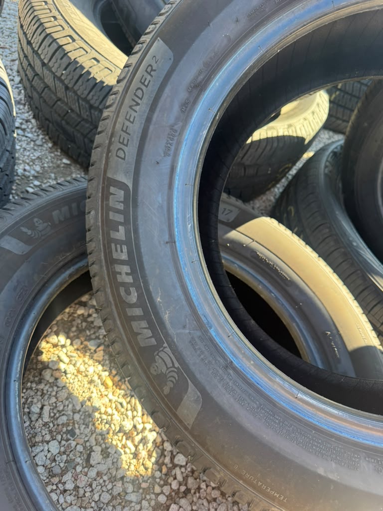 225/65R17 Set (4 Used Tires) Michelin Defender
