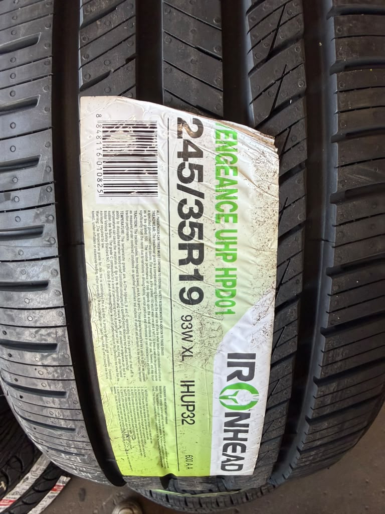 245/35R19 Set (4 Brand New Tires!!) Ironhead IHUP32
