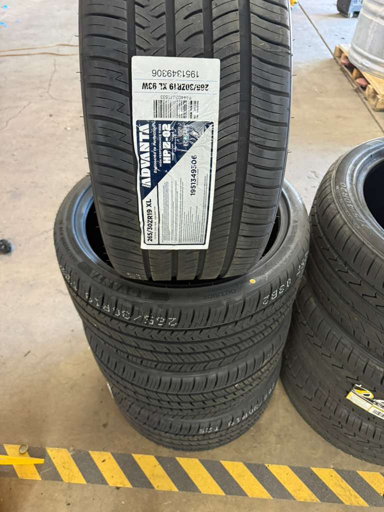 265/30R19 Set (4 Brand New Tires!!) Advanta HPZ-02