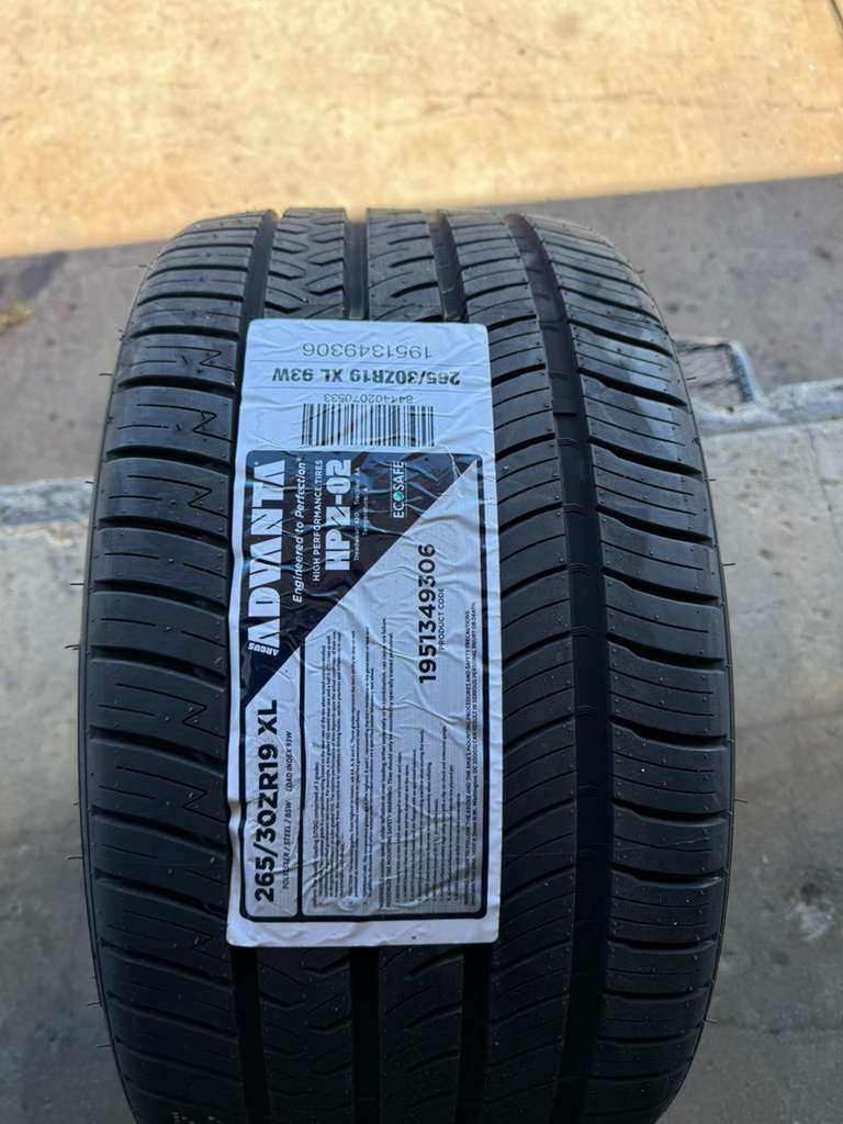 265/30R19 Set (4 Brand New Tires!!) Advanta HPZ-02