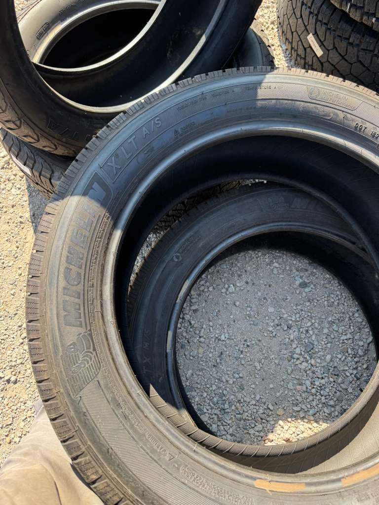 275/50R22 Pair (2 Used Tires) Michelin XLT