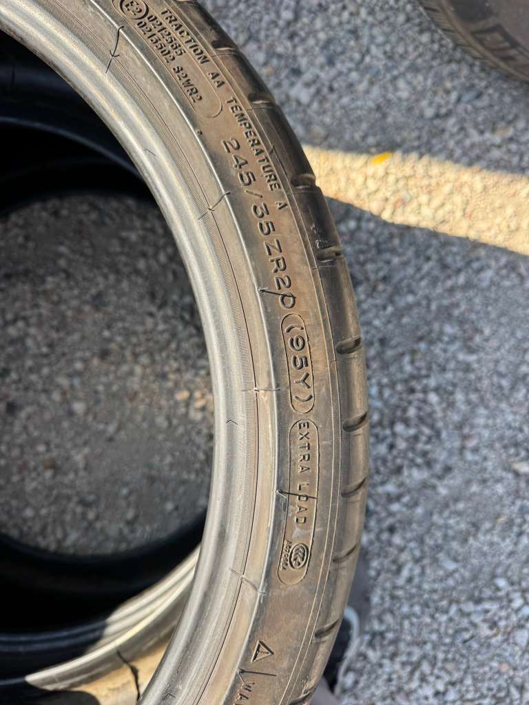 245/35ZR20 Pair (2 Used Tires) Michelin Pilot Super Sport