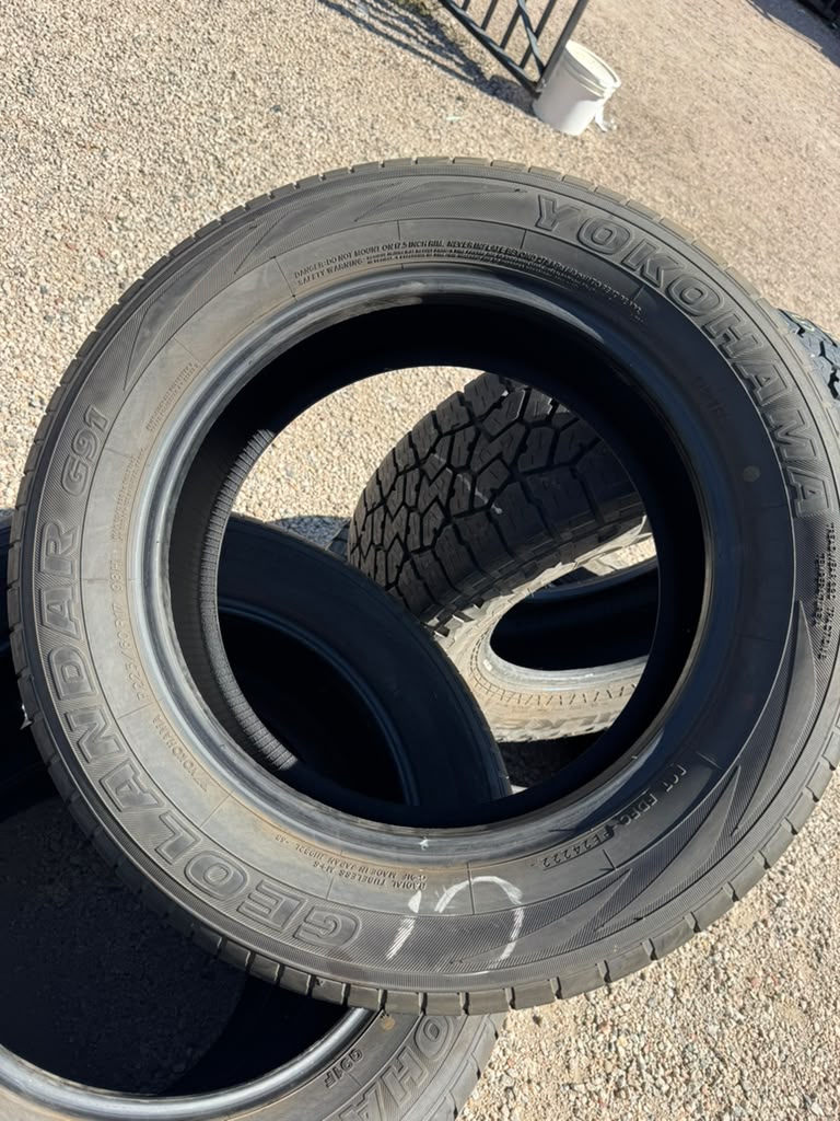 225/60R17 Set (4 Used Tires) Yokohama Geolandar G91