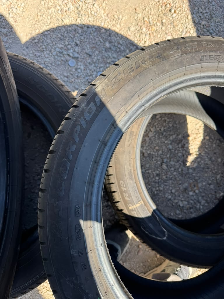 255/45R19 Pair (2 Used Tires) Pirelli Scorpion Zero - 📍 Commerce City