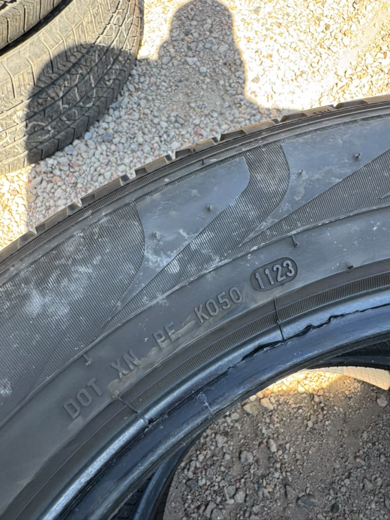 265/50R19 Pair (2 Used Tires) Pirelli Scorpion Verde