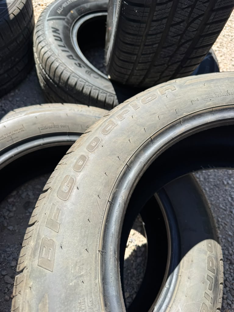 225/60R17 Pair (2 Used Tires) Bfgoodrich Advantage Control