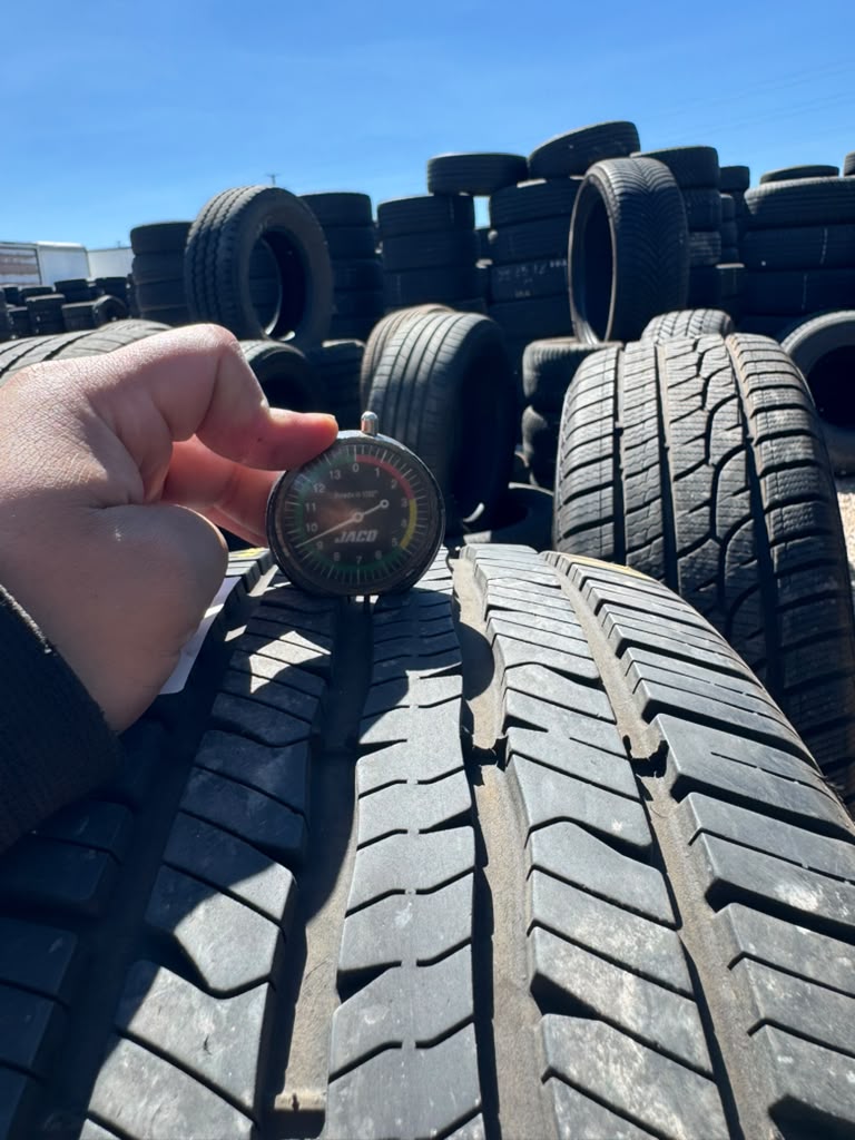 225/60R17 Pair (2 Used Tires) Bfgoodrich Advantage Control