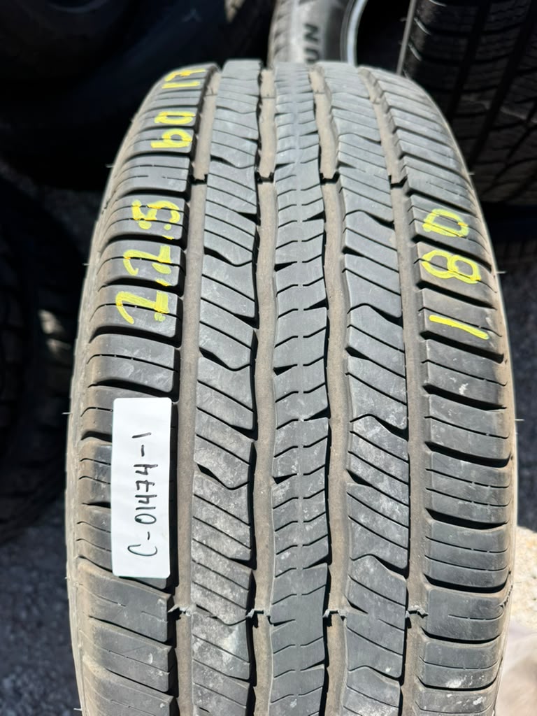 225/60R17 Pair (2 Used Tires) Bfgoodrich Advantage Control