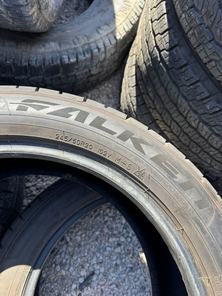 245/50R20 Pair (2 Used Tires) Falken Aklimate