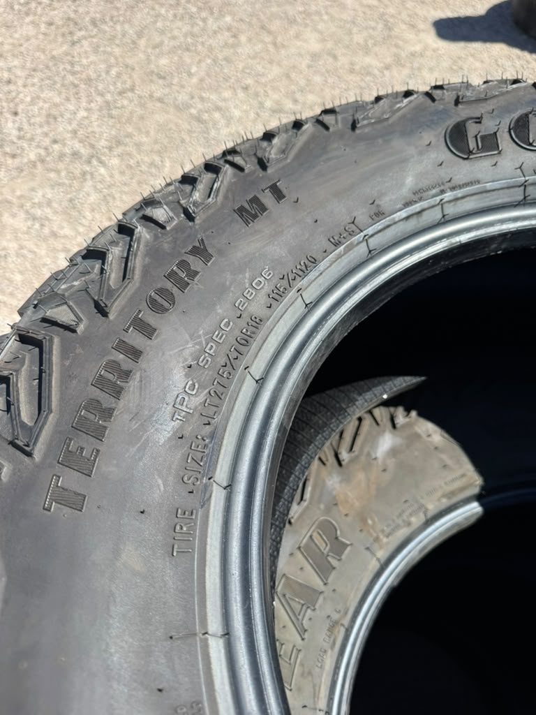 LT275/70R18 Set (4 Used Tires) Goodyear Territory MT