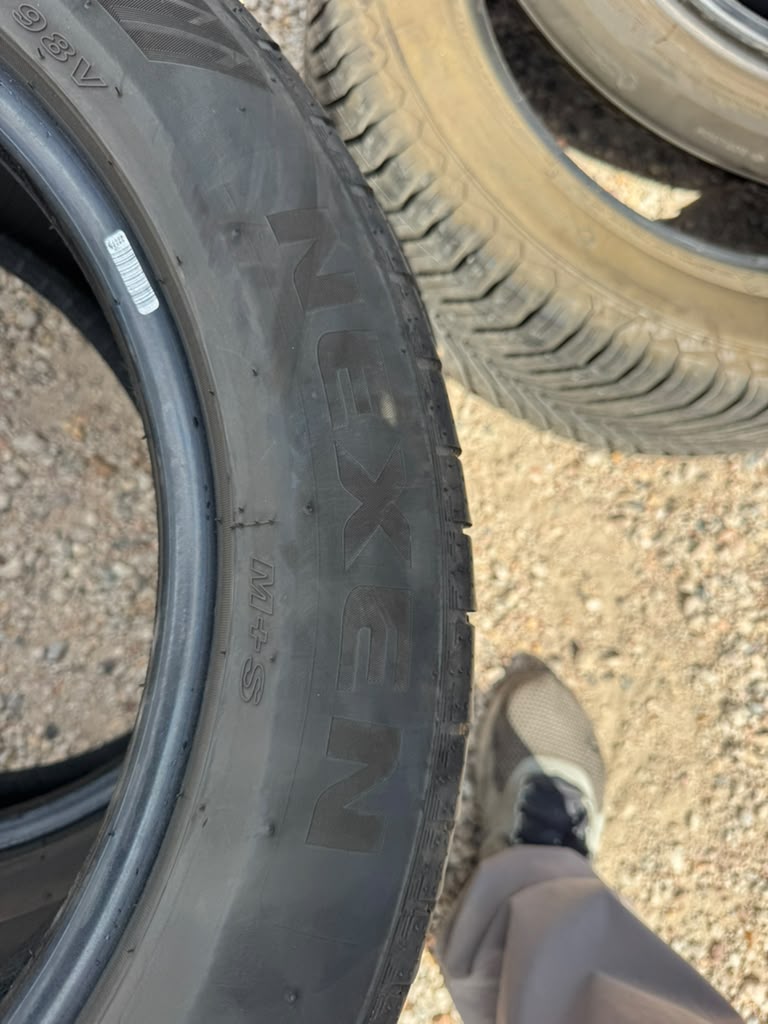 225/55R18 Pair (2 Used Tires) Nexen N5000 Platinum