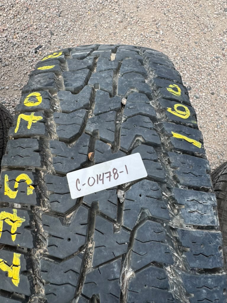 LT275/70R18 Pair (2 Used Tires) Nankang Conquerer