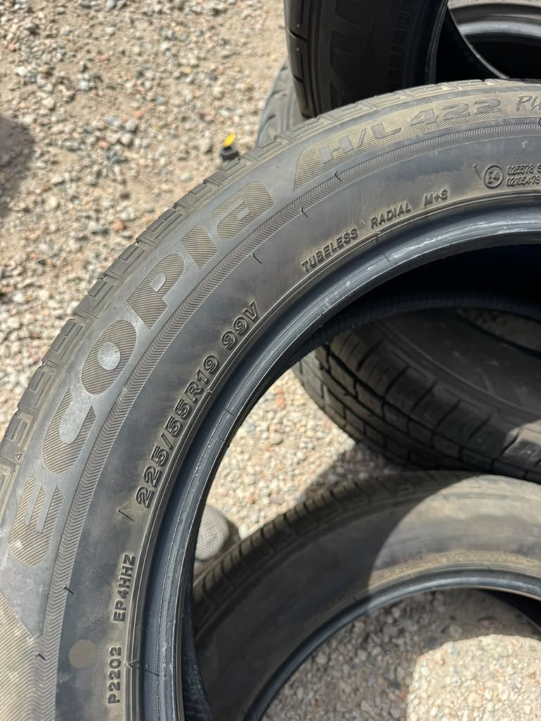 225/55R19 Pair (2 Used Tires) Bridgestone Ecopia H/L 422