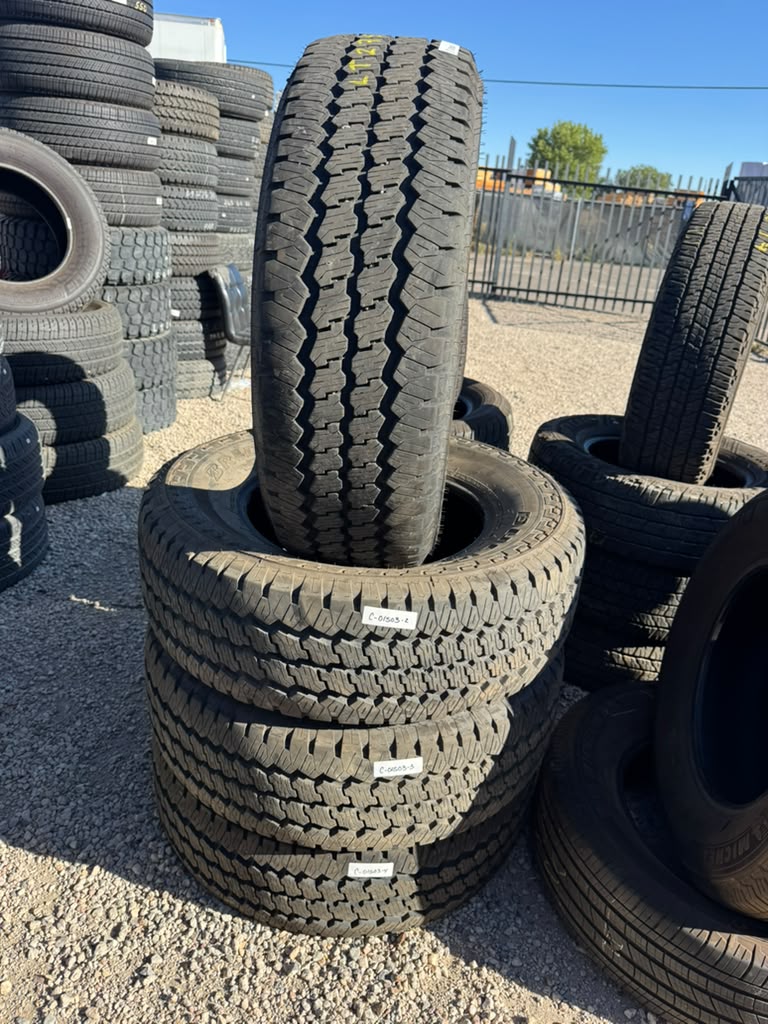 LT275/70R18 Set (4 Used Tires) Bridgestone Dueler AT