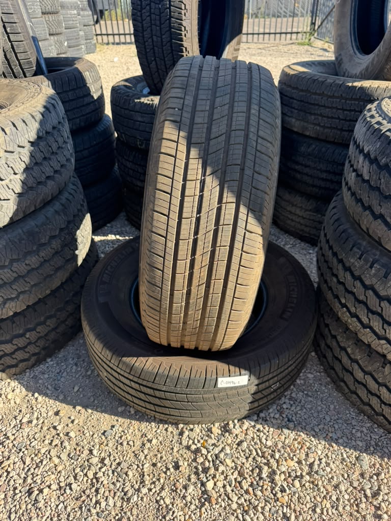 265/65R17 Pair (2 Used Tires) Michelin Primacy LTX