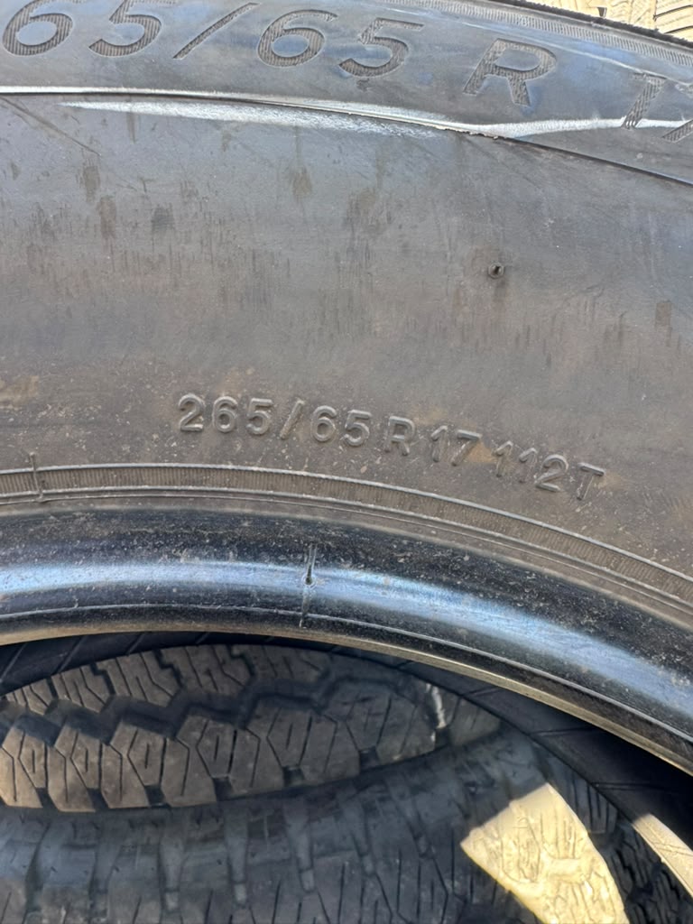 265/65R17 Pair (2 Used Tires) Michelin Primacy LTX