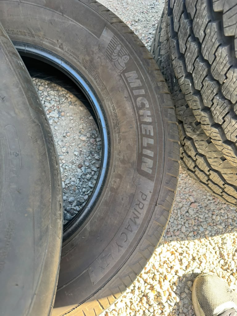 265/65R17 Pair (2 Used Tires) Michelin Primacy LTX