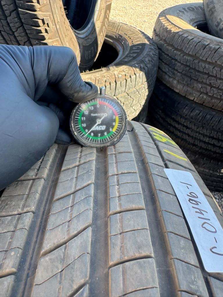 265/65R17 Pair (2 Used Tires) Michelin Primacy LTX