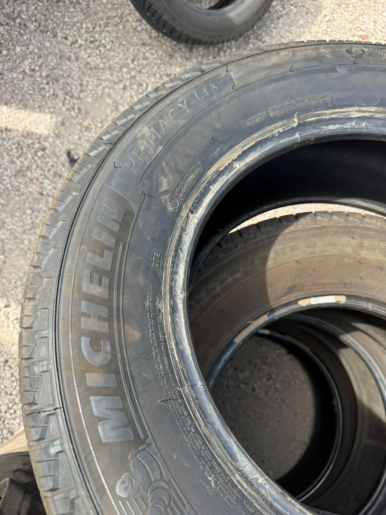 265/65R18 Set (4 Used Tires) Michelin Primacy LTX - 📍 Commerce City