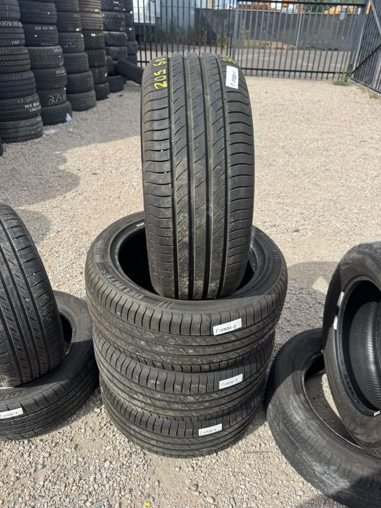 205/50R17 Set (4 Used Tires) Delinte DS2