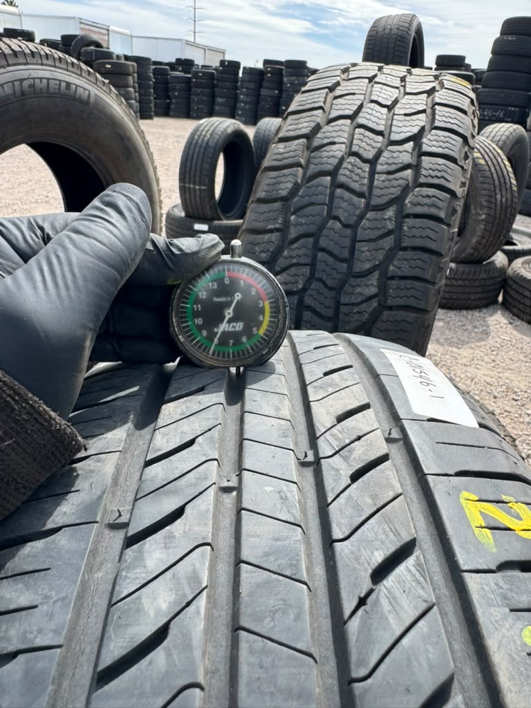 215/60R16 Pair (2 Used Tires) Laufenn G fit