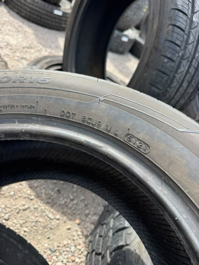 215/60R16 Pair (2 Used Tires) Laufenn G fit