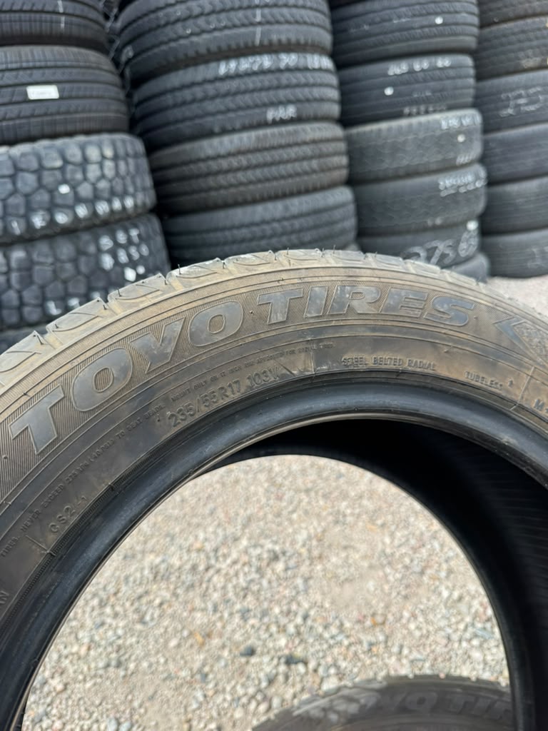 235/55R17 Pair (2 Used Tires) Toyo Celsius - 📍 Commerce City