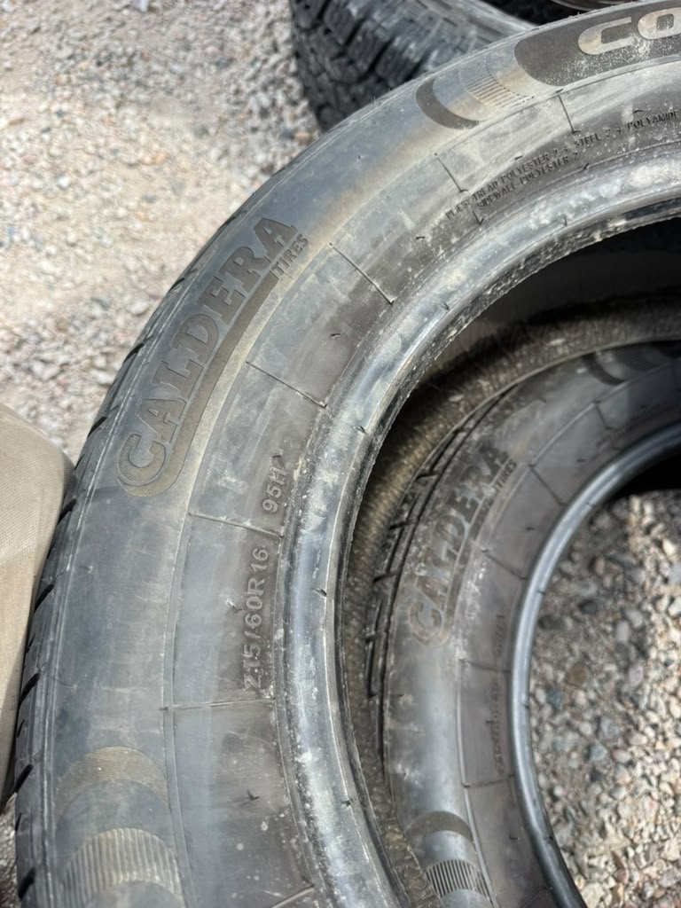 215/60R16 Pair (2 Used Tires) Caldera Confidence