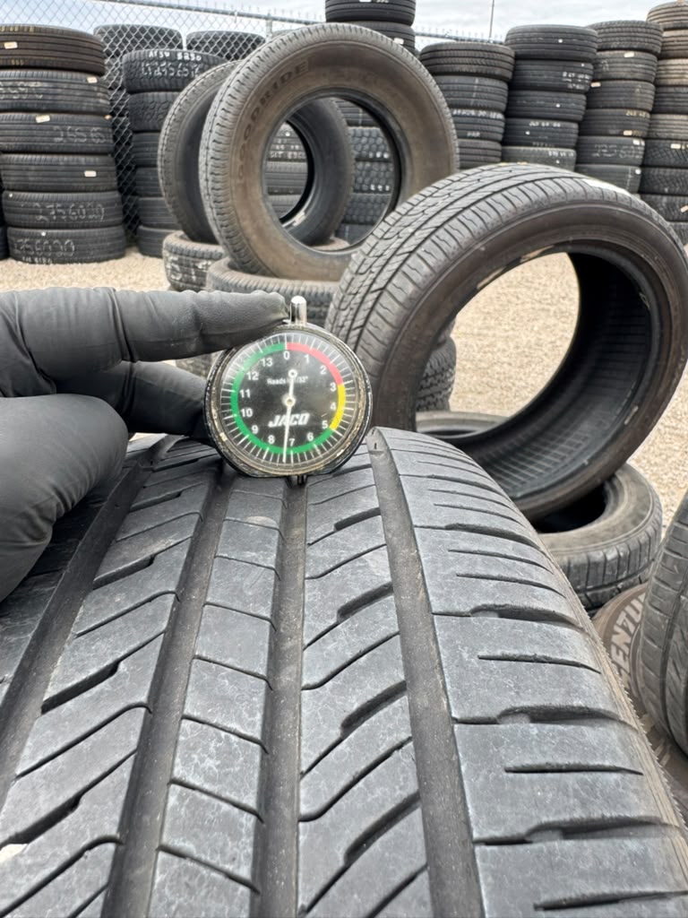 195/65R15 Pair (2 Used Tires) Laufenn G fit