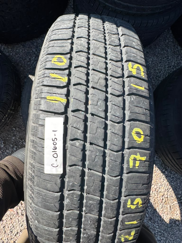 215/70R15 Pair (2 Used Tires) Venezia Classic 787