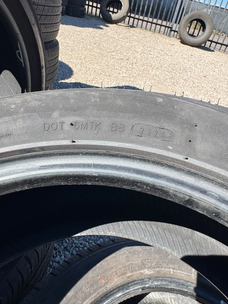 225/55R17 Pair (2 Used Tires) Nika