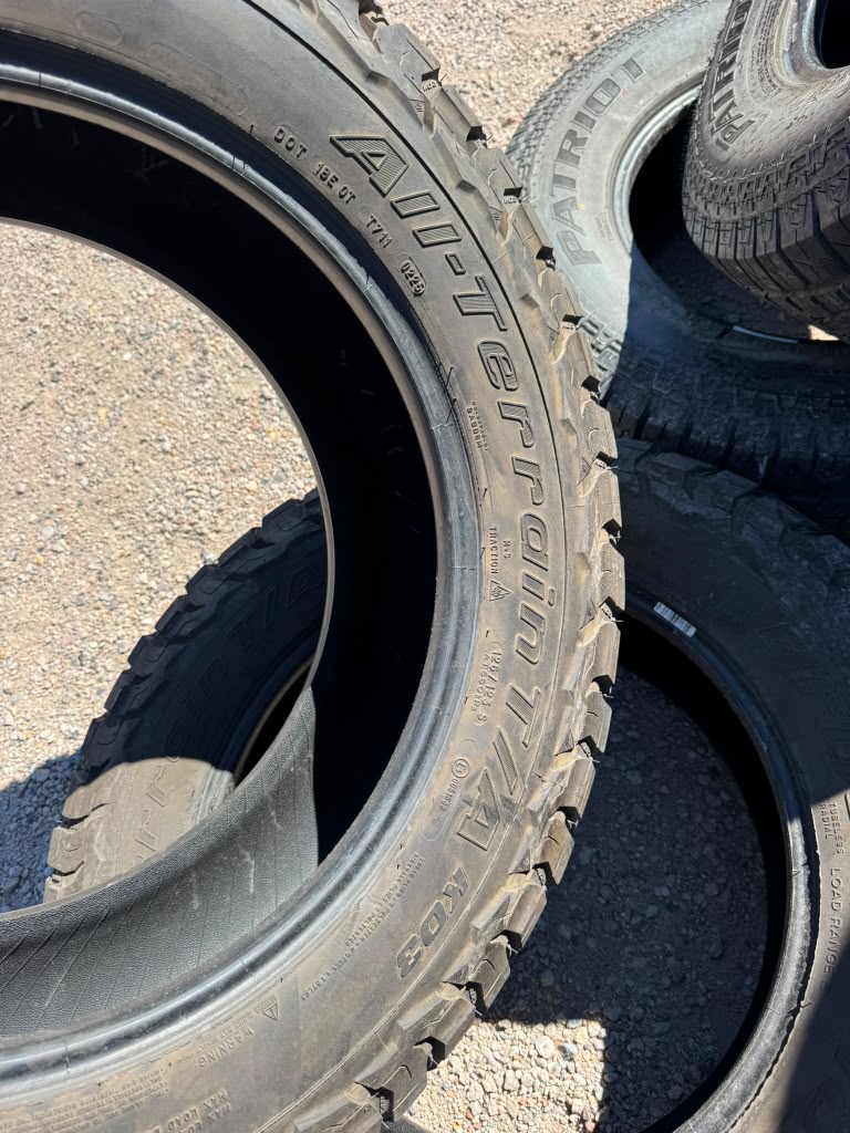LT275/65R20 Pair (2 Used Tires) Bfgoodrich KO3 - 📍 Commerce City