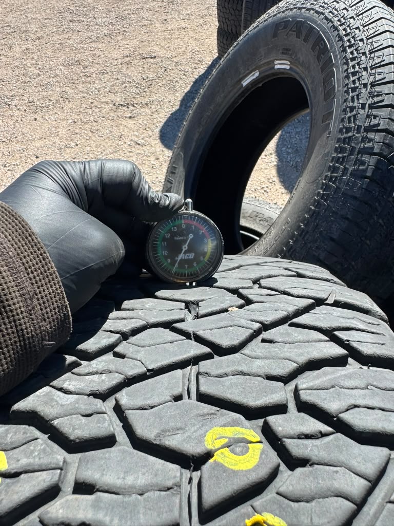 LT275/65R20 Pair (2 Used Tires) Bfgoodrich KO3 - 📍 Commerce City