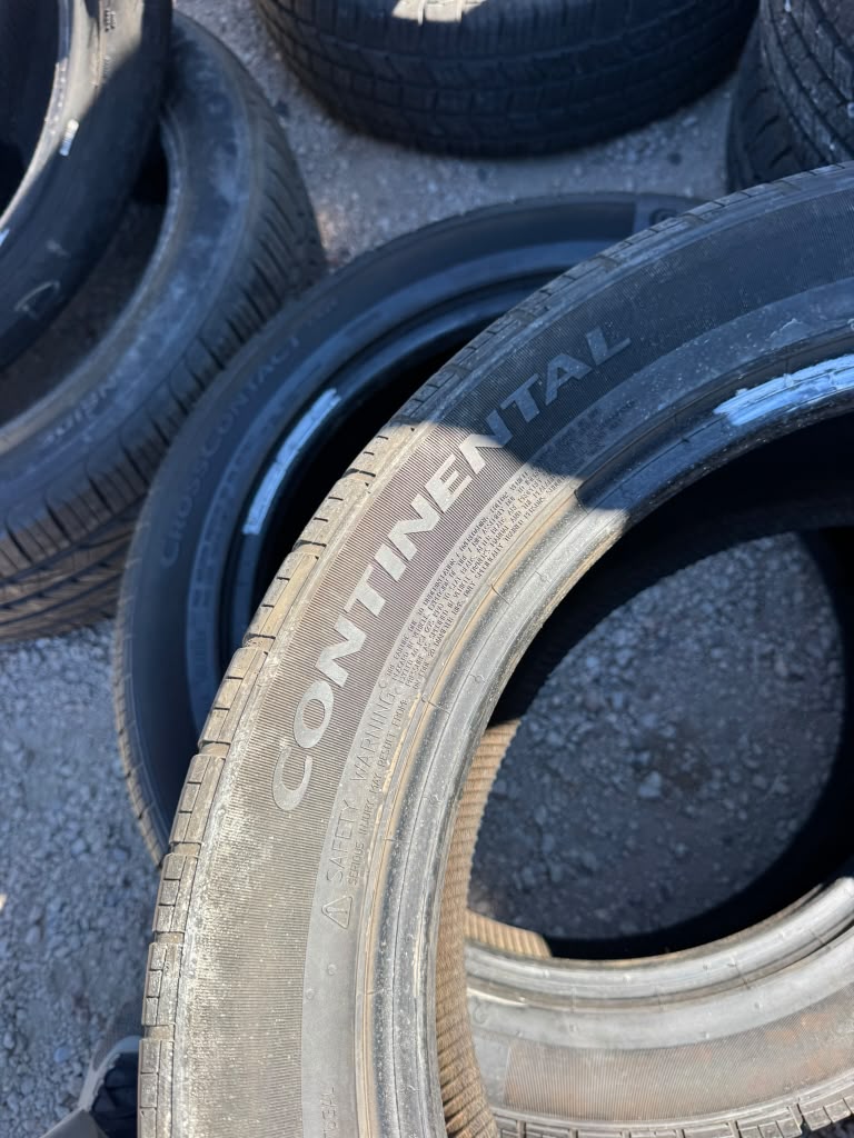 275/45R20 Pair (2 Used Tires) Continental Cross Contact LX25 - 📍 Commerce City