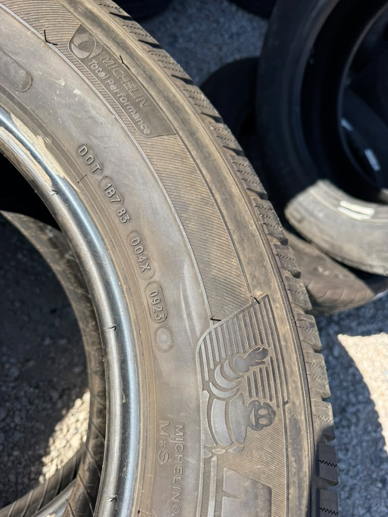 275/60R20 Pair (2 Used Tires) Michelin Defender LTX M/S - 📍 Commerce City