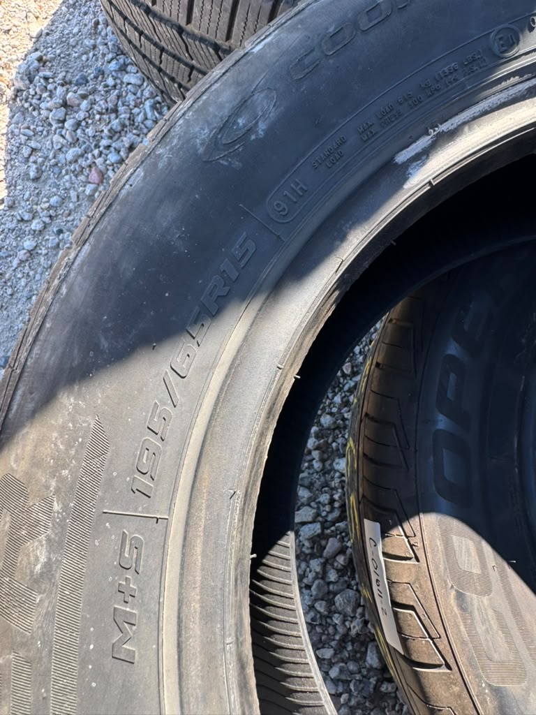 195/65R15 Pair (2 Used Tires) Cooper CS5 Ultra Touring