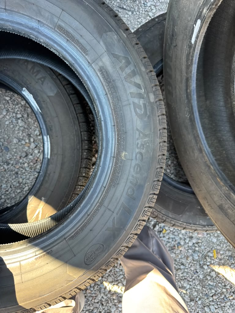 195/65R15 Pair (2 Used Tires) Yokohama Avid Ascend LX