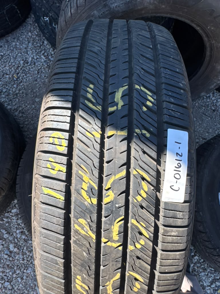 195/65R15 Pair (2 Used Tires) Yokohama Avid Ascend LX