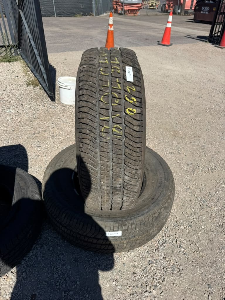 LT275/70R18 Pair (2 Used Tires) Michelin LTX - 📍 Commerce City